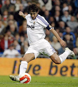 rafa_nadal_cong_raul